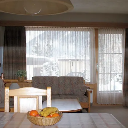 Haus Azalea 아파트 *